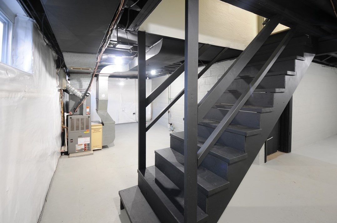 2423 Kingwood St, Pittsburgh PA  15234-3155 exterior