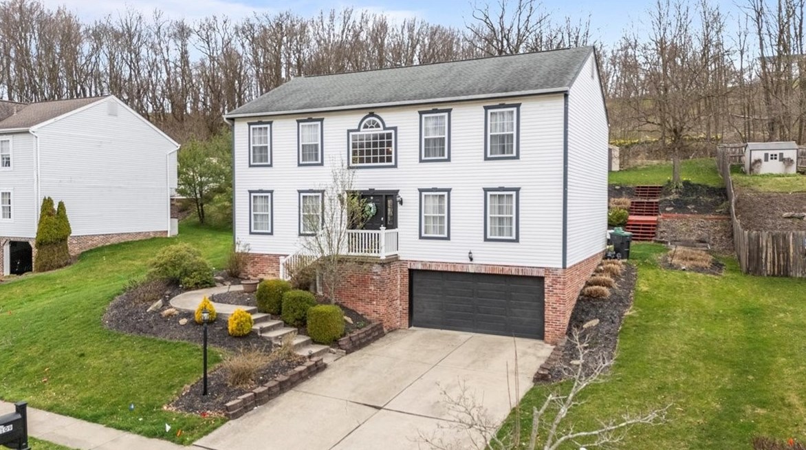 109 Windsor Ct, Cranberry Township, PA