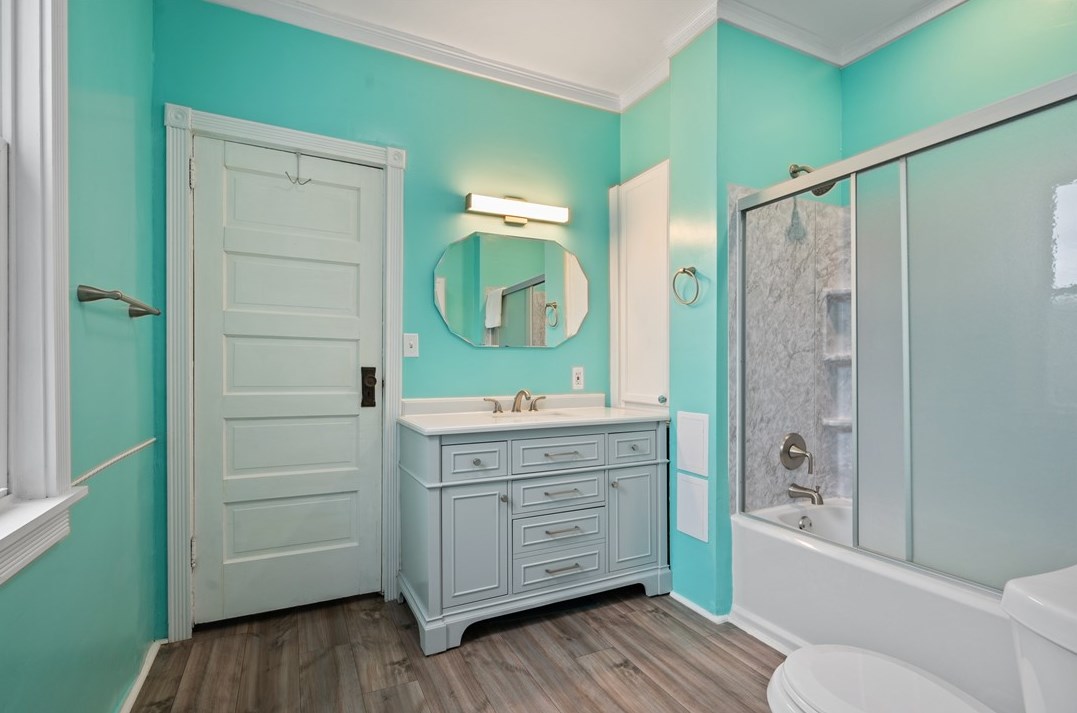 1820 Westmont Ave, Pittsburgh PA 15210-3853 exterior