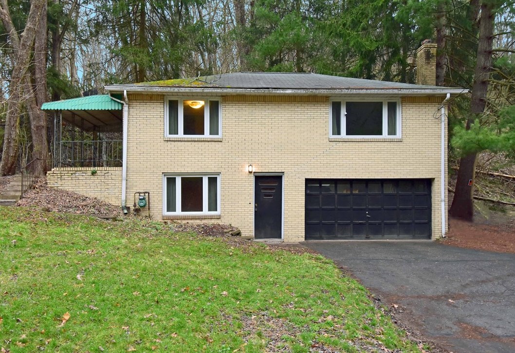 921 Geyer Rd, Pittsburgh, PA 15209-1621