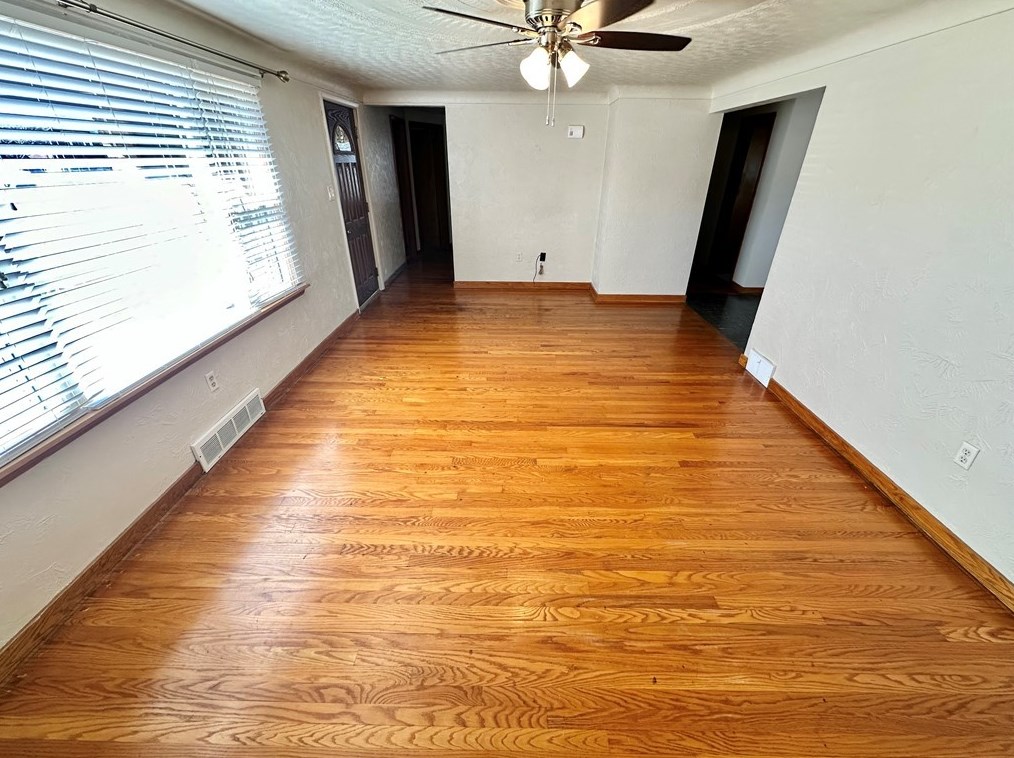 625 Thomas Richard Ln, Greensburg, PA 15601-4613