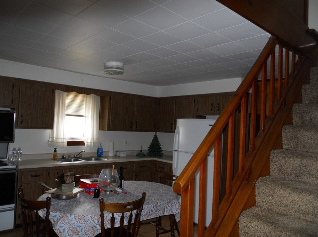 718 Highland Ave, Canonsburg PA  15317-2011 exterior