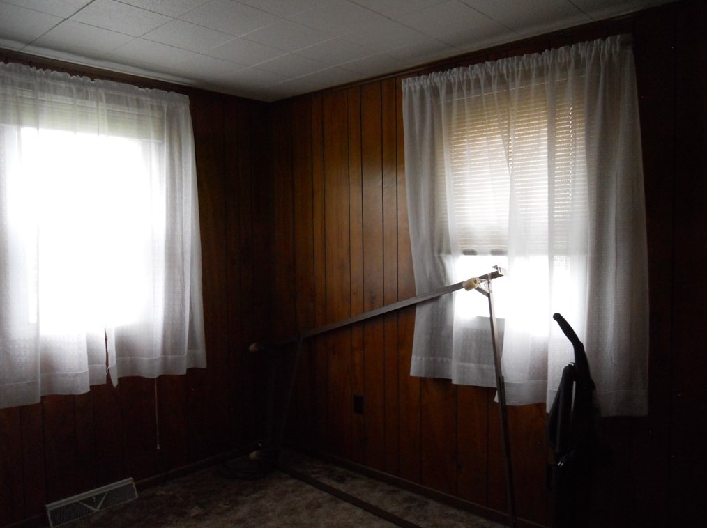 718 Highland Ave, Canonsburg PA  15317-2011 exterior
