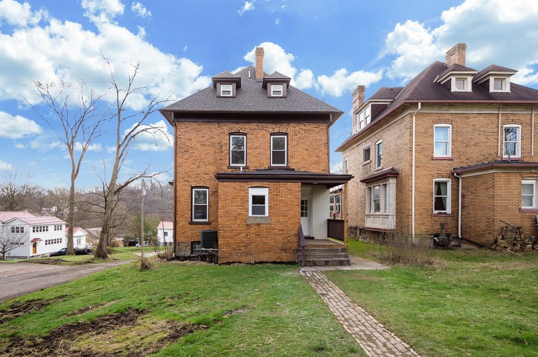 156 Linwood Ave, Pittsburgh PA 15205-3308 exterior