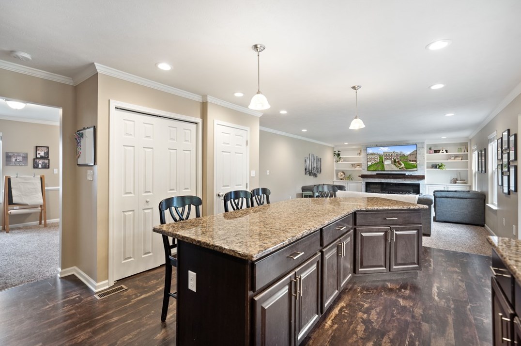 5 Puskar Ln, Canonsburg PA  15317-1998 exterior