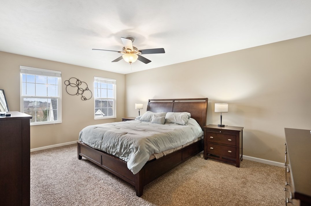 5 Puskar Ln, Canonsburg PA  15317-1998 exterior