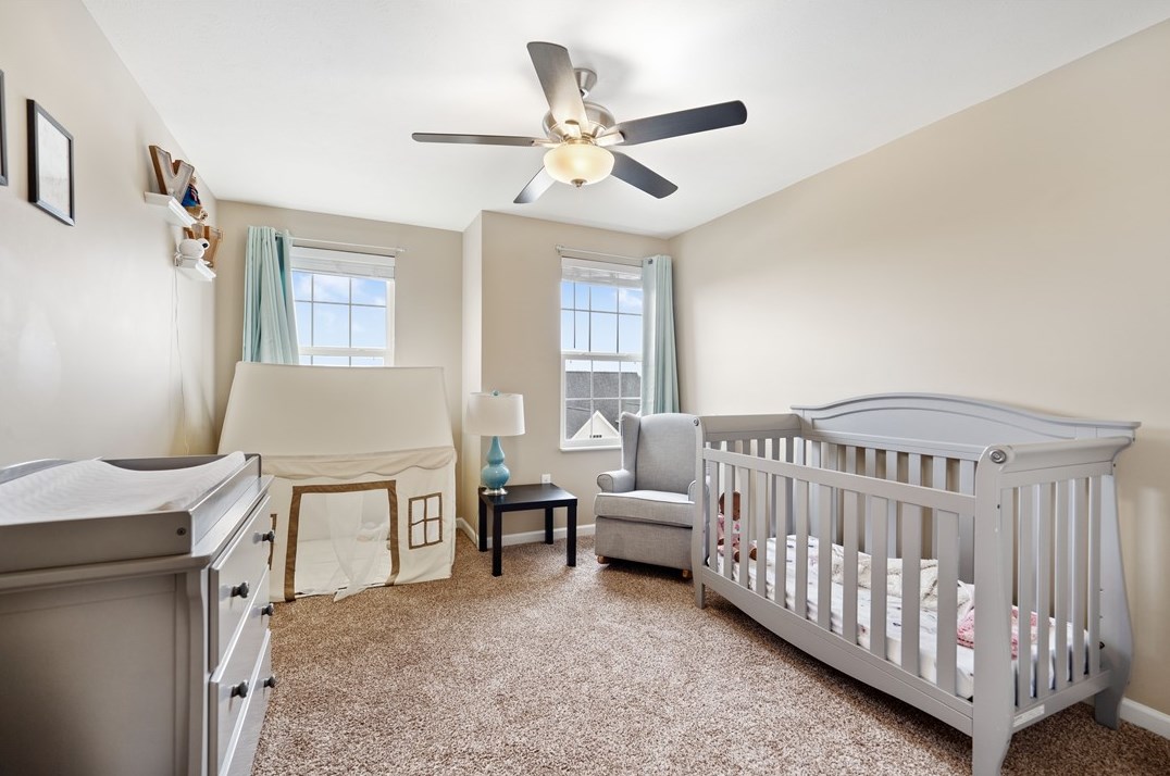 5 Puskar Ln, Canonsburg PA  15317-1998 exterior