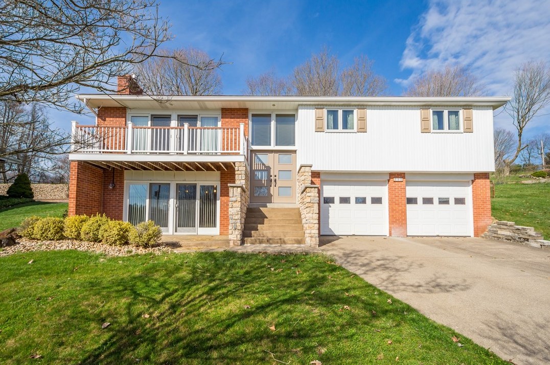 232 Marion Dr, Canonsburg, PA 15317