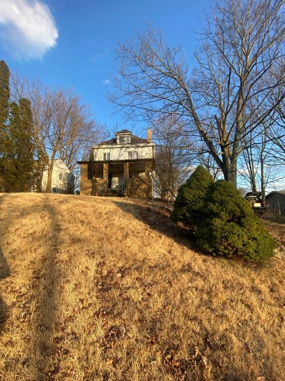 17 Elwyn Ave, Collier Township, PA 15106