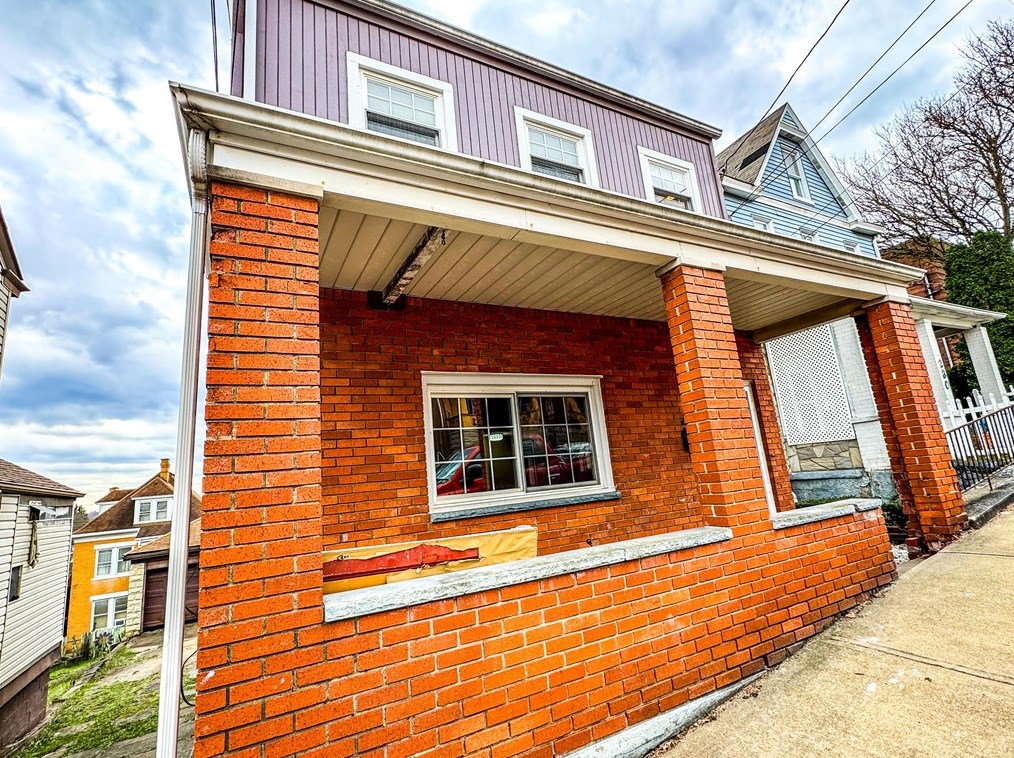 222 Paul St, Pittsburgh, PA 15211-2332