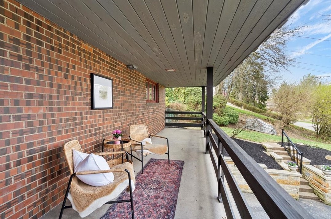244 Tech Rd, Pittsburgh, PA 15205-1737