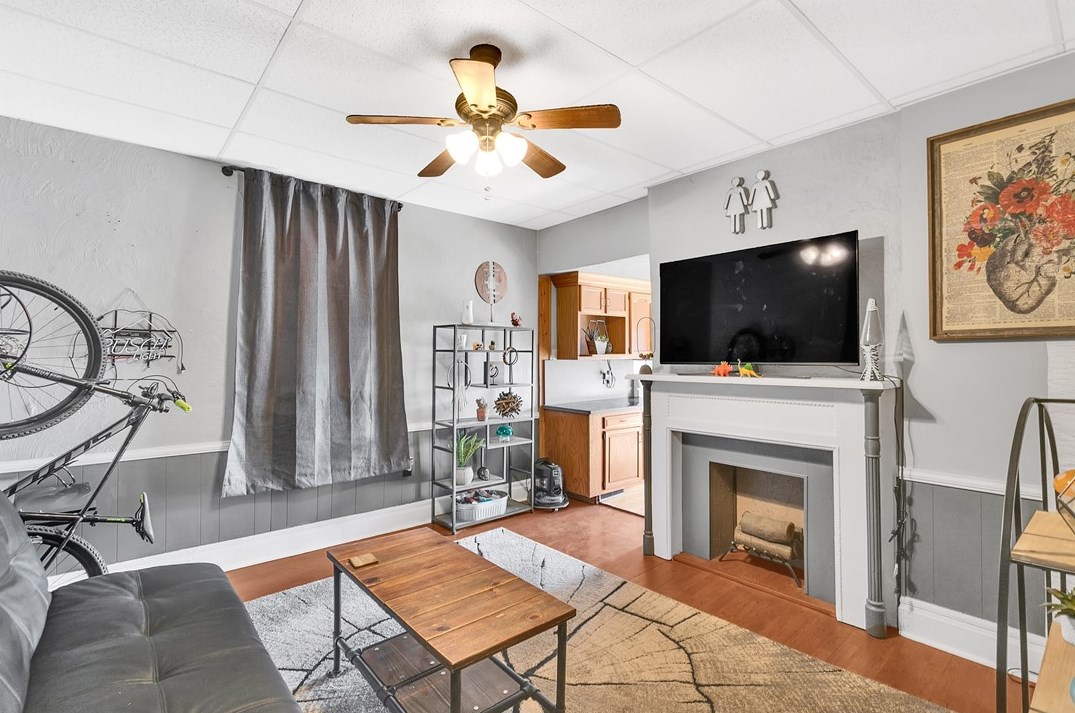 352 N Pennsylvania, Greensburg, PA 15601