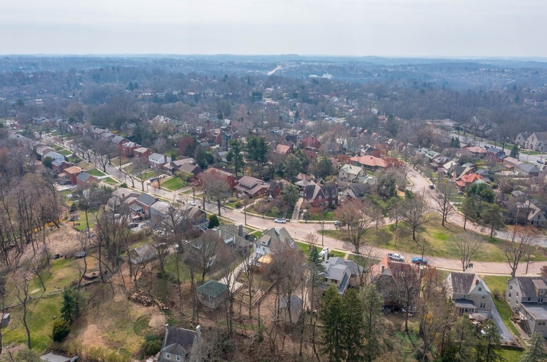 145 Main Entrance Dr, Pittsburgh PA  15122-1153 exterior