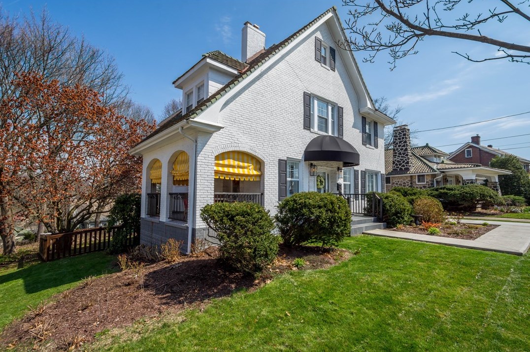 145 Main Entrance Dr, Pittsburgh PA  15122-1153 exterior