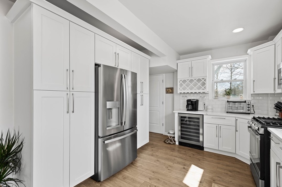 145 Main Entrance Dr, Pittsburgh PA  15122-1153 exterior