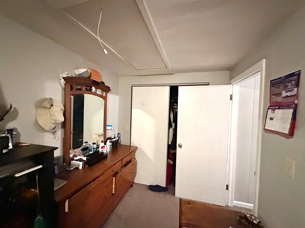 2911 Mary St, Pittsburgh PA 15203-1820 exterior