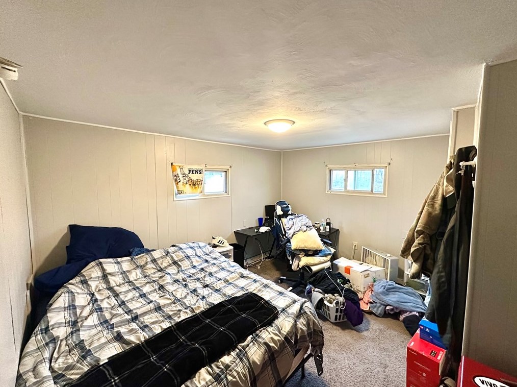 2911 Mary St, Pittsburgh PA 15203-1820 exterior