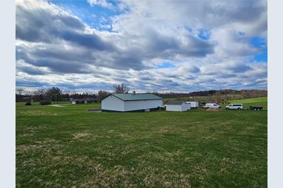 131 Rolling Hills Rd, Smithton, PA 15679 - MLS 1645677 - Coldwell Banker