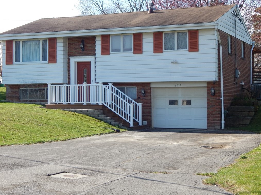 177 Westwood Mnr, Butler, PA 16001-1731