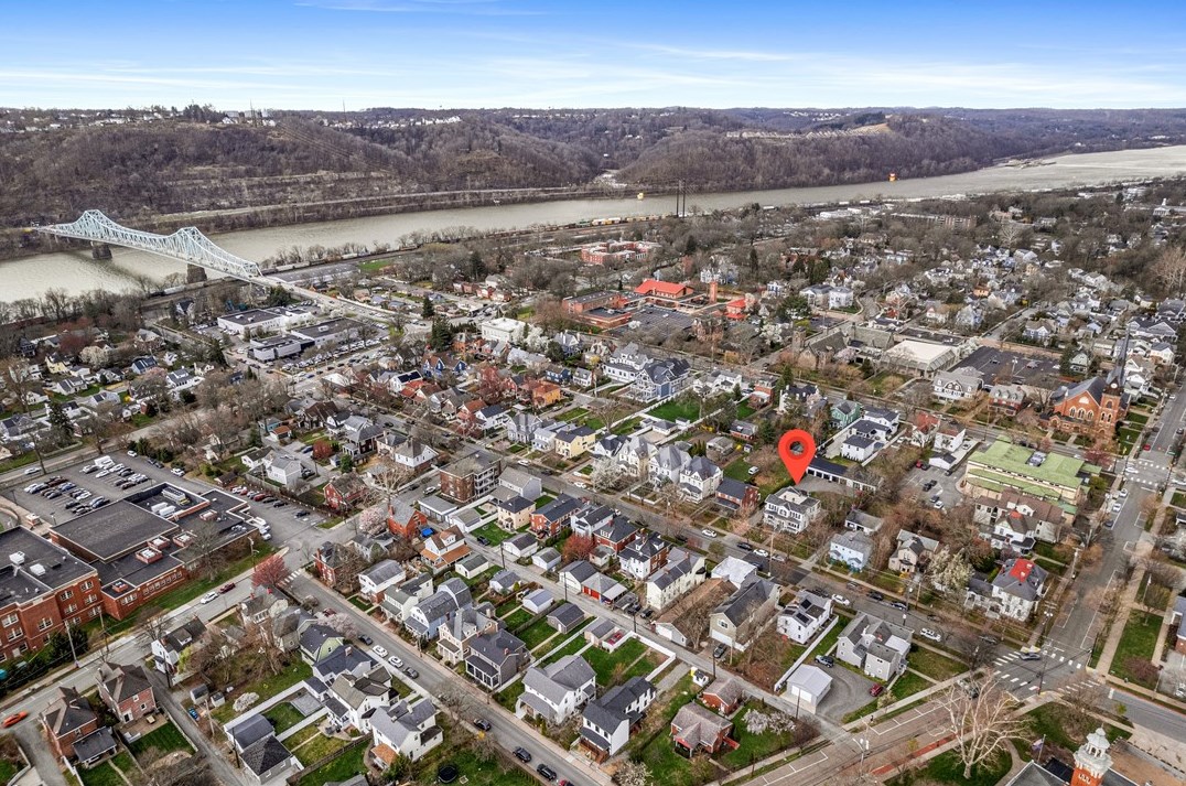 335 Chestnut St, Sewickley PA 15143-1809 exterior