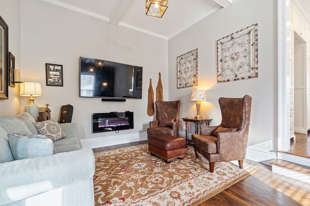 335 Chestnut St, Sewickley PA 15143-1809 exterior