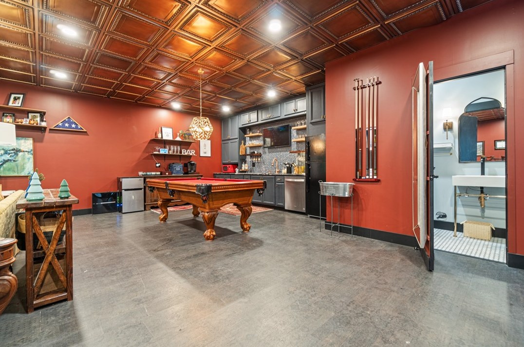 335 Chestnut St, Sewickley PA 15143-1809 exterior