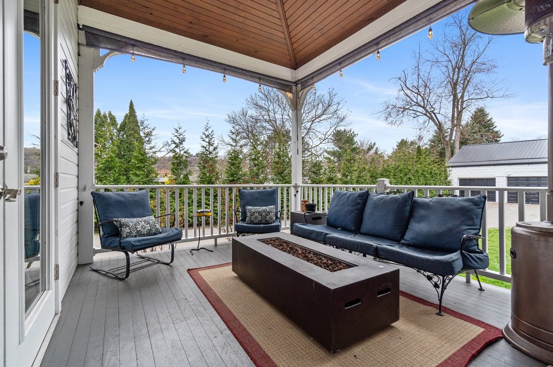 335 Chestnut St, Sewickley PA 15143-1809 exterior