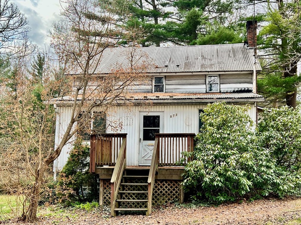 573 Whipkey Dam Rd, Rockwood, PA 15557-5625