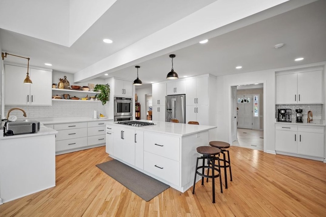 135 Devonwood Dr, Pittsburgh PA  15241-2255 exterior