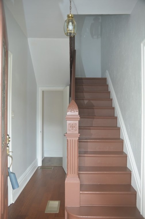 44 Vilsack St, Pittsburgh PA 15223-1733 exterior