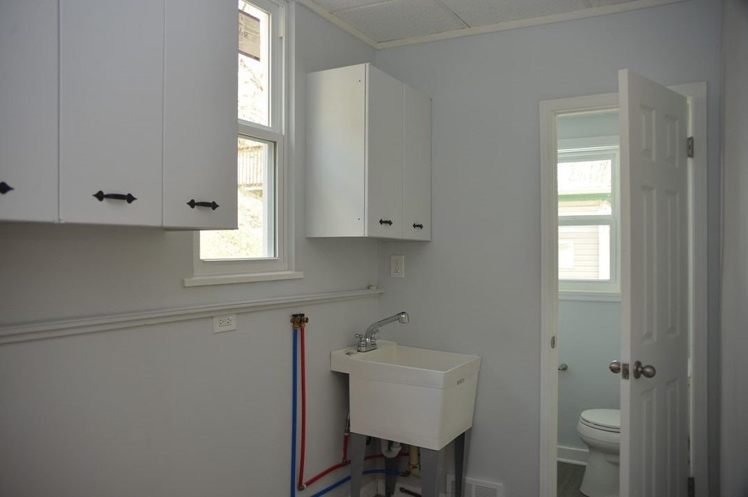 44 Vilsack St, Pittsburgh PA 15223-1733 exterior