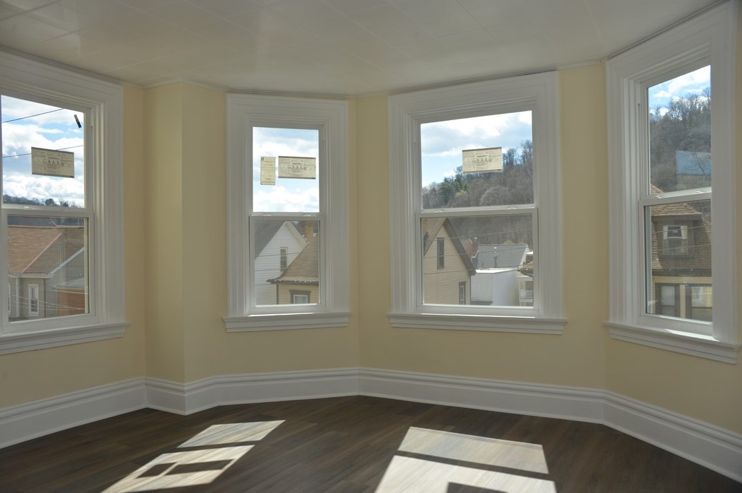 44 Vilsack St, Pittsburgh PA 15223-1733 exterior