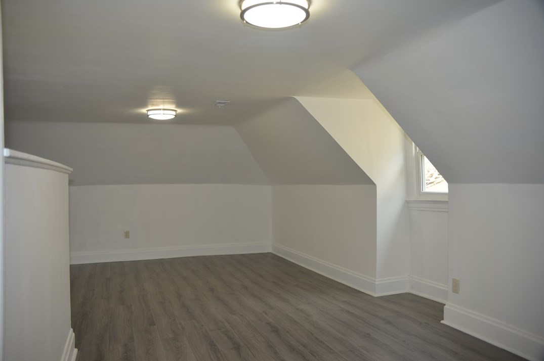 44 Vilsack St, Pittsburgh PA 15223-1733 exterior