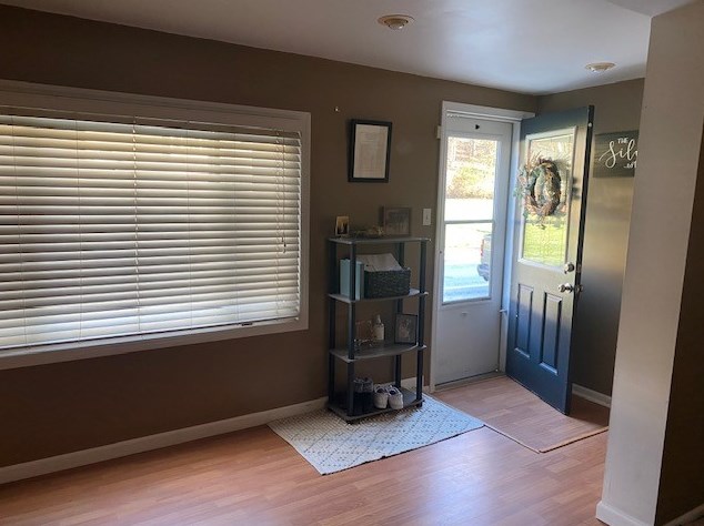 7 Ambridge Ave, Ambridge, PA 15003