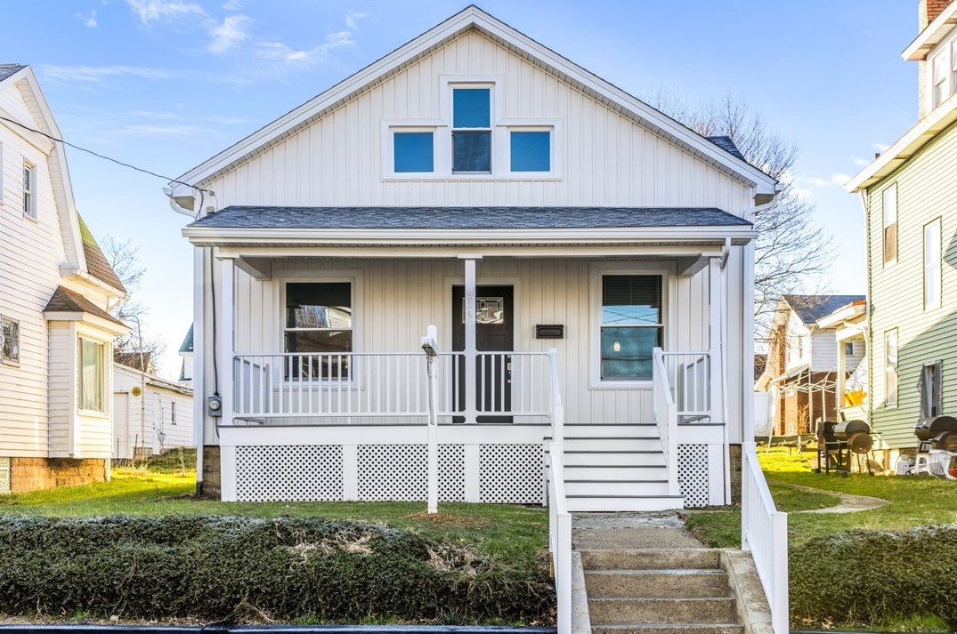 914 Rose Ave, New Castle, PA 16101