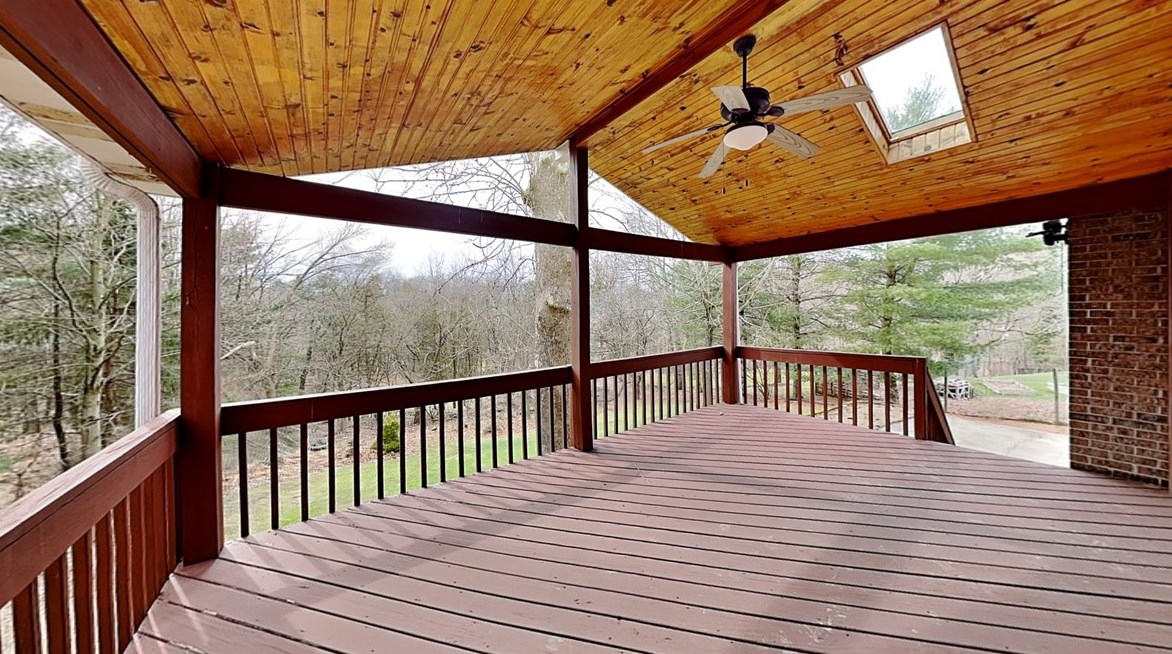 2404 Ramblewood Dr, Wexford PA  15090-7703 exterior