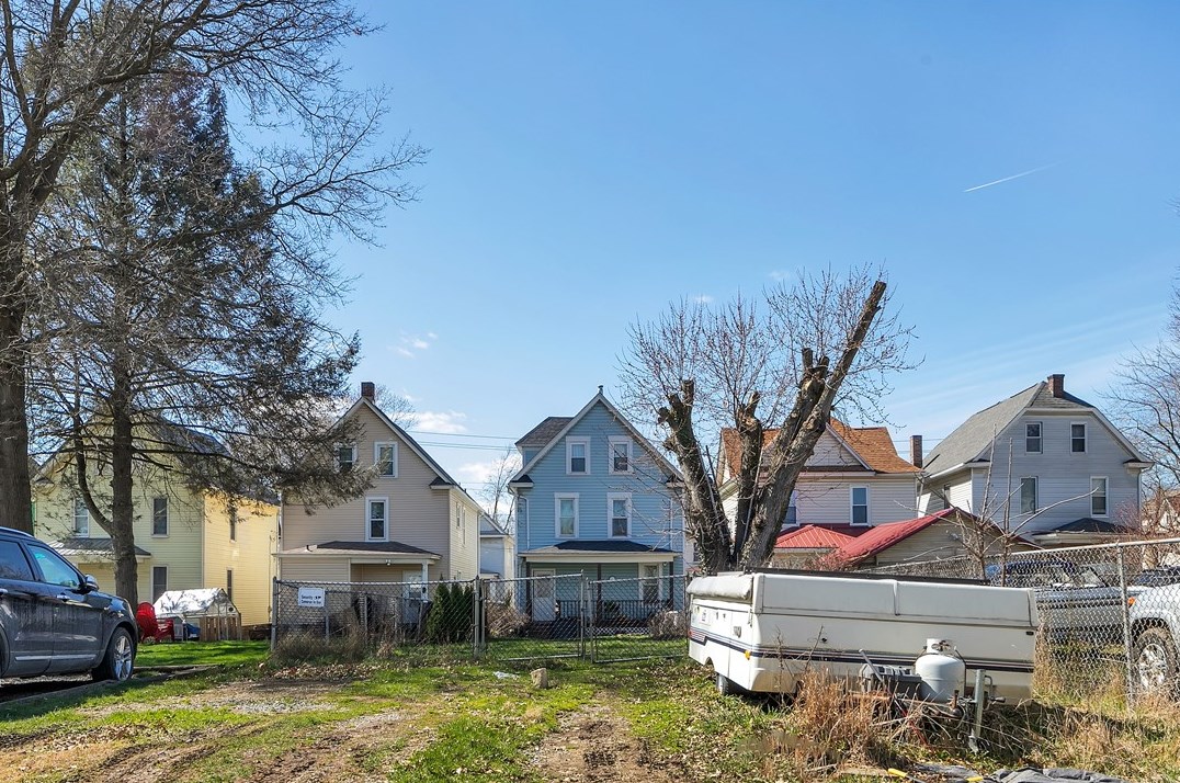 317 Chestnut St, Butler PA  16001-5313 exterior