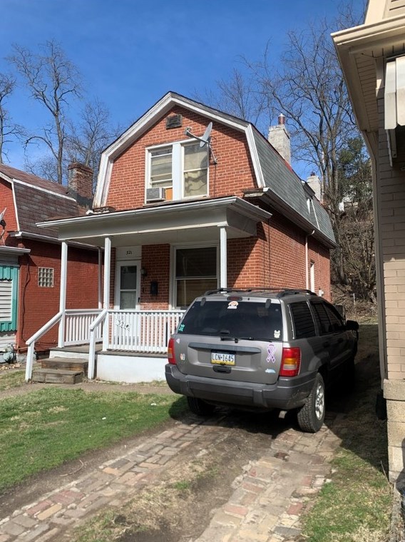 321 Mathews Ave, Pittsburgh, PA 15210