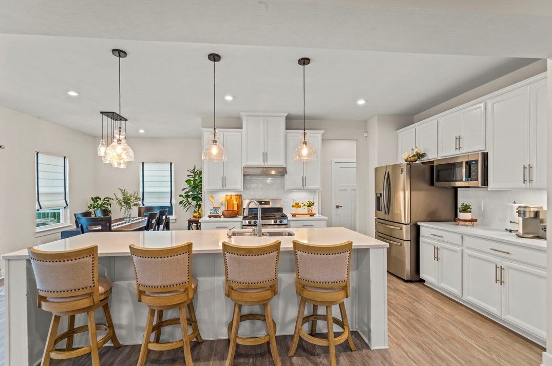 604 Manor Dr, Washington PA  15301-2967 exterior