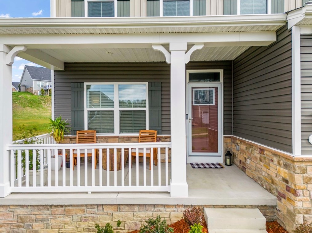 604 Manor Dr, Washington, PA 15301-2967