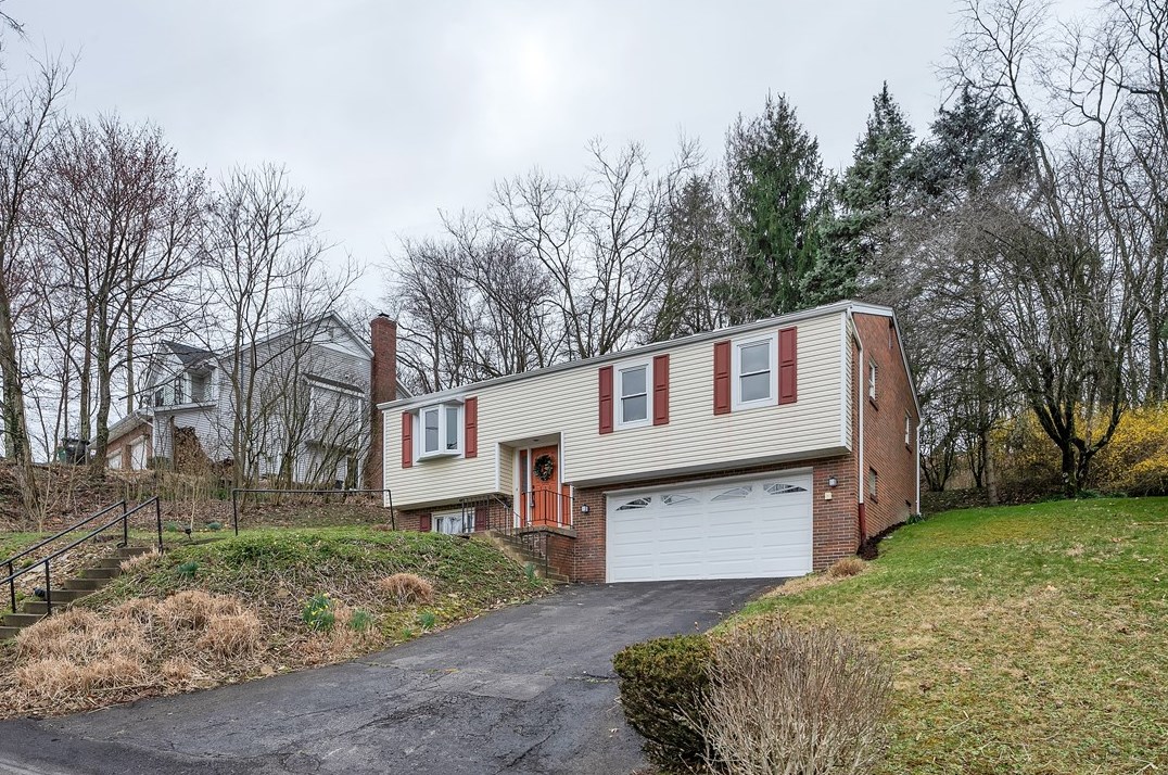 130 Buckhill Rd, Pittsburgh, PA 15237-1844