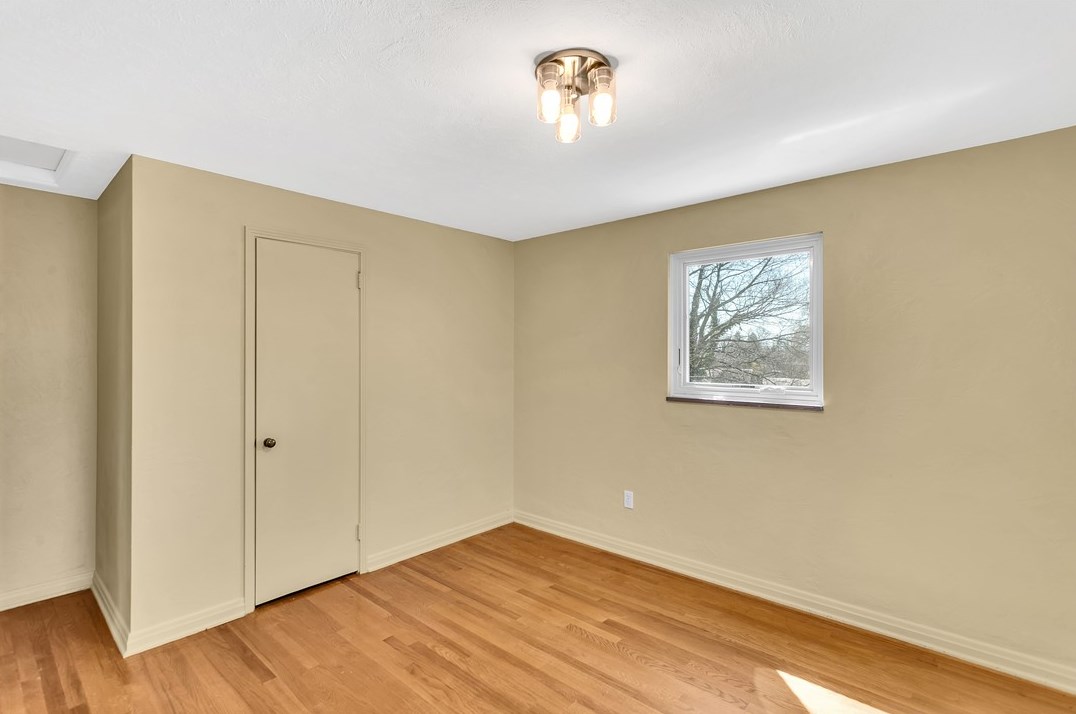 406 Smt Dr, Pittsburgh PA 15238-2921 exterior