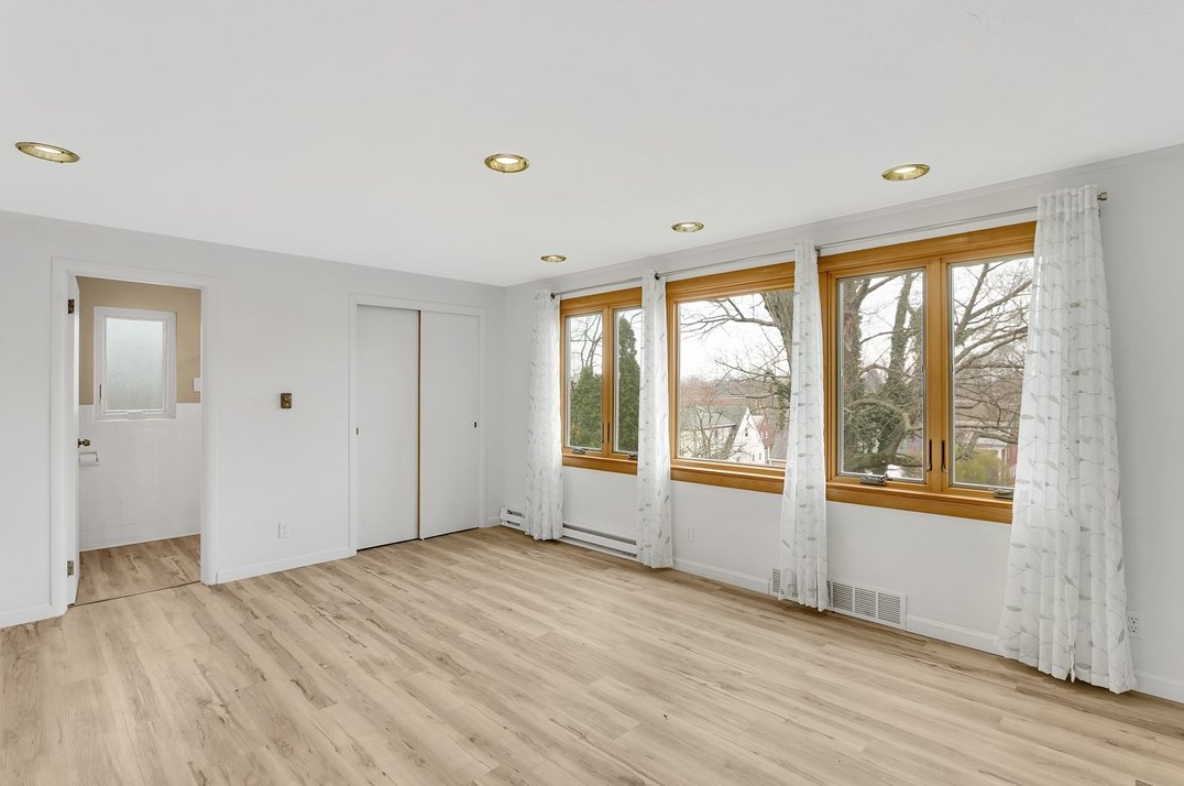 406 Smt Dr, Pittsburgh PA 15238-2921 exterior