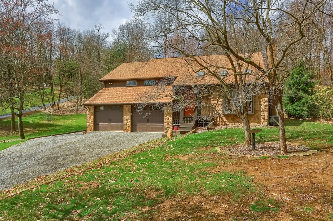 262 Brewer Rd, Saxonburg, PA 16056-2308