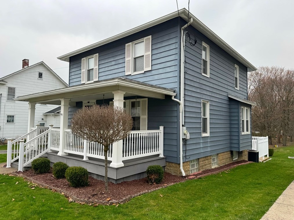 505 Spring St, Grove City, PA 16127-1129