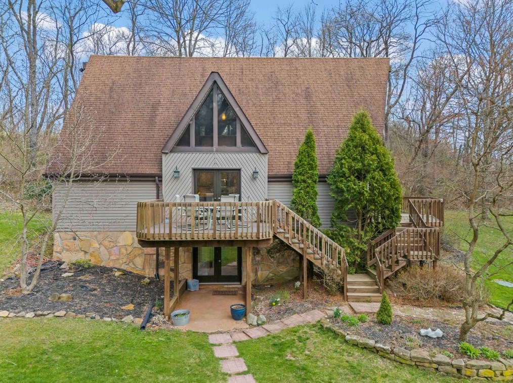 1001 Clinton Frankfort Rd, Clinton, PA 15026