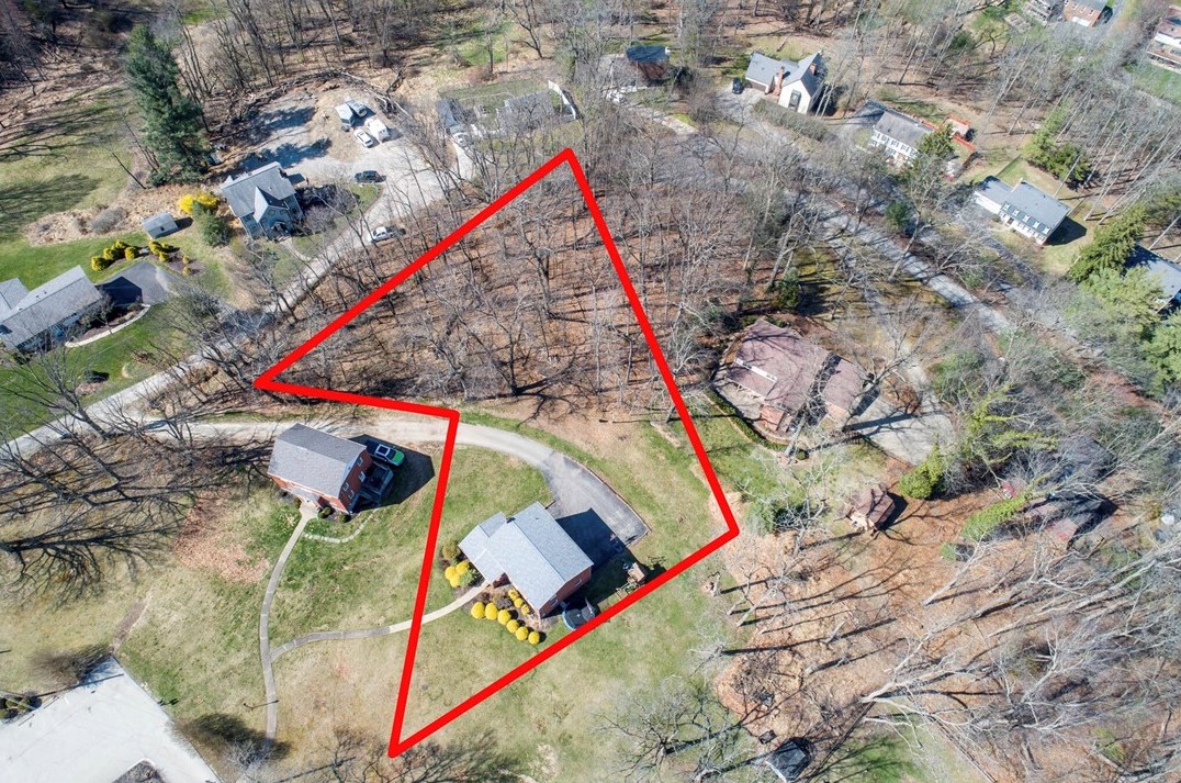 120 Richards Dr, Canonsburg PA  15317-3116 exterior