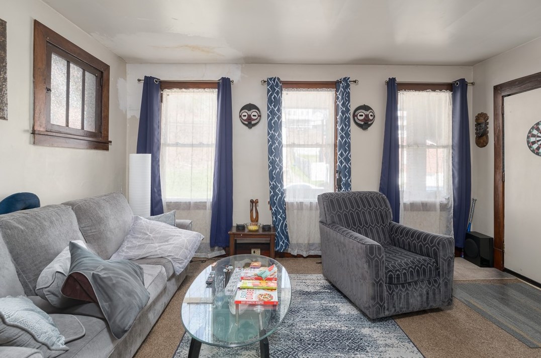 307 2nd St, Monroeville, PA 15140