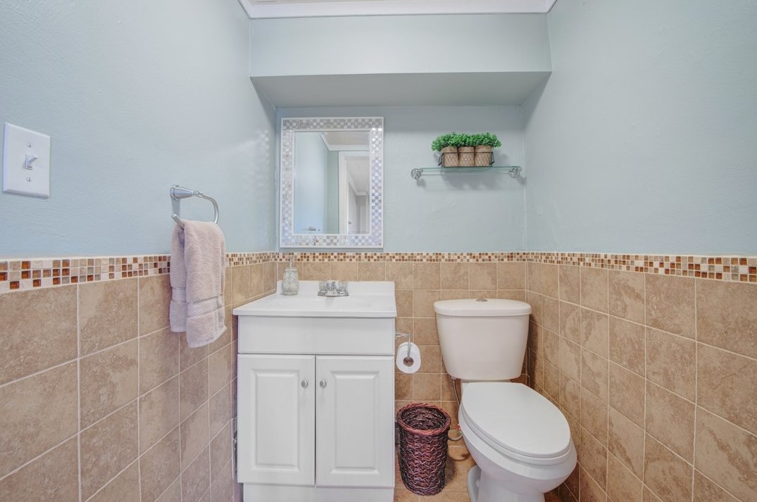 120 Blue Jay Dr, Canonsburg PA  15317-2342 exterior