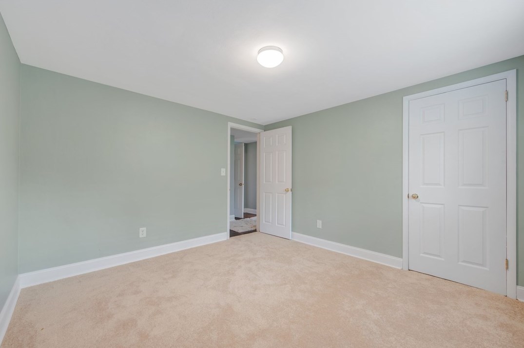 120 Blue Jay Dr, Canonsburg PA  15317-2342 exterior